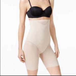 MiracleSuit SHEER XFIRM LONG LEG Shape wear med beige 2789